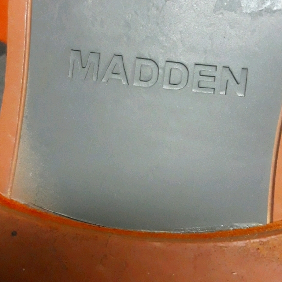 Gray Shoes - Picture 5 of 8